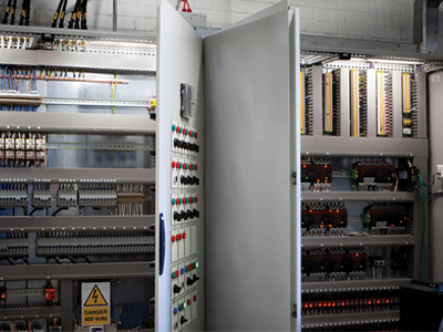 High-voltage-control-cabinet-1.webp